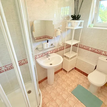 Quarto em Acomodações Particulares Pod Szymoszkową Centrum , 10 Minut Do Krupówek