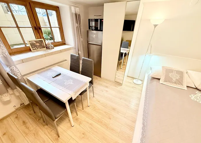 Habitación en casa particular Pod Szymoszkowa Centrum ,400m Do Wyciagu Narciarskiego Zakopane