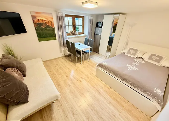 Pod Szymoszkowa Centrum ,400m Do Wyciagu Narciarskiego Habitación en casa particular